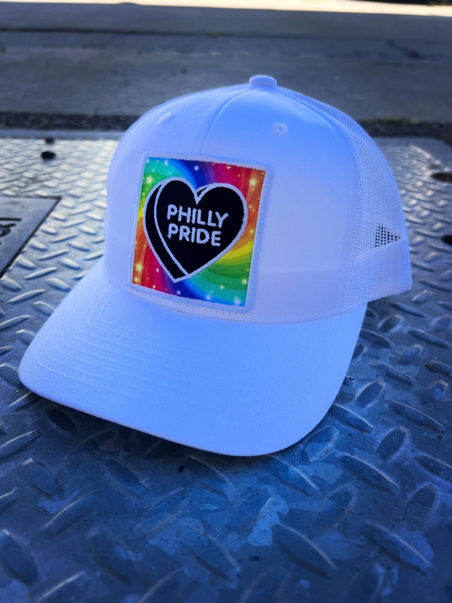 PHILLY PRIDE Trucker Hat w/ Mesh Snapback